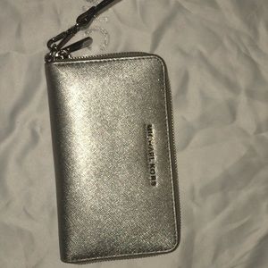 Michael Kors metallic wristlet